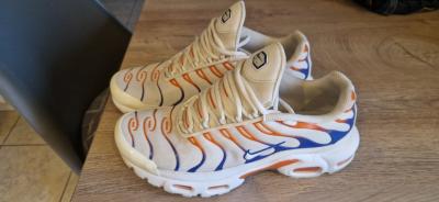 Nike Air Max Plus TN Air Homme blanc-orange-bleu EU 41 DZ3671 103