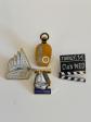 LOT 4 PIN'S CLUB MED