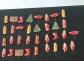 Vintage lot de 34 d�corations de Buches de No�l anciennes  santons f�ve...