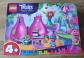 SET BOITE NEUF LEGO TROLLS WOLRD TOUR 41251 La capsule de Poppy 'S POD MAISON