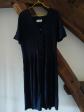 Robe bleu marine femme en tissu cr�pon taille 40