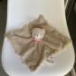 Doudou Ours Plat Neuf   Peluche Mouchoir �tiquettes & Grelot   B�b� Noeud Rose