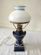 Ancienne Lampe de bureau, Chevet en c�ramique Globe en plastique 29cm