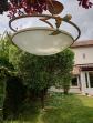 Luminaire marron en m�tal avec feuillages en bon �tat