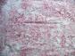 COUPON DE TISSU  DIFFERENTS MOTIFS ROUGES FOND BLANC    120 cm x 200 cm   J 38-2