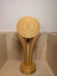 Troph�e de fl�chettes, cible sur socle, impression 3D PLA or