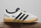 Chaussures de sport Bad Bunny adidas Gazelle Indoor   Core White   pour homme (l�g�res)
