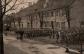 2 CPh Militaria   2 Photos d'un d�fil� de soldats fran�ais dans une rue d�serte