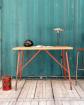 Edouard, le bureau en bois et m�tal rouge N�1027