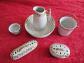 DINETTE DE POUPEE   ENSEMBLE DE TOILETTE en PORCELAINE   6 PIECES IMPECCABLES