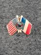 PIN'S. Pratt Et Winthey Fabriquant De Moteur D Aviation Drapeau Am�rique France