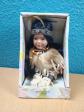 Poup�e en porcelaine style am�rindien   Avec bo�te d origine