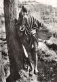 ALGERIE  JEUNE ANNE EN COSTUME NATIONAL