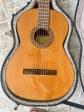 Guitarras Sancho guitare classique 6 cordes nylon droitier beige   �tui rigide