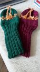 TRICOT� MAIN DE FRANCE   UNE PAIRE DE COUVRE CHEFS DE CLUB DE GOLF EN D.K.