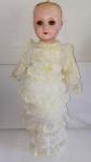 ancienne robe de poup�e   Pour taille moyenne
