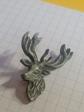 pin's tete de cerf relief genre etain ref 3691