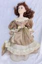 Grande poup�e de collection en porcelaine style victorien