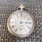 Montre de poche m�canique manuel analogique cadran blanc chiffres romains-arabe