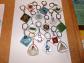 BON LOT DE 15 PORTE CLEFS BOURBON A VOIR