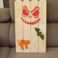 D�coration Halloween en bois peint motif visage, chat et chauve souris
